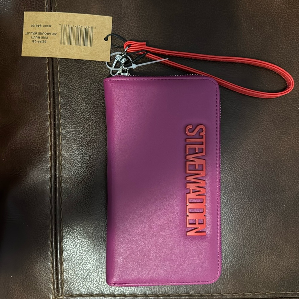 STEVE MADDEEN PINK MULTI ZIP AROUND WALLET IN PINK AND RED